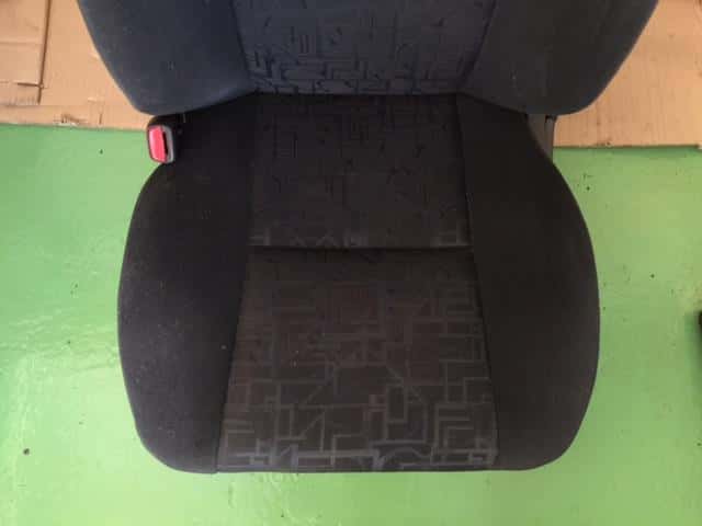 Assistant Driver's Seat TOYOTA Carina 1999 GF-AT210 — photo 4