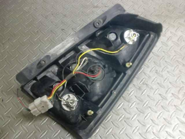 Left Tail Light SUBARU Pleo 2002 TA-RA2 84201KE070 — photo 4
