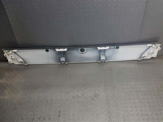 Header Panel HINO Dutro 2006 PB-XZU378M — photo 4