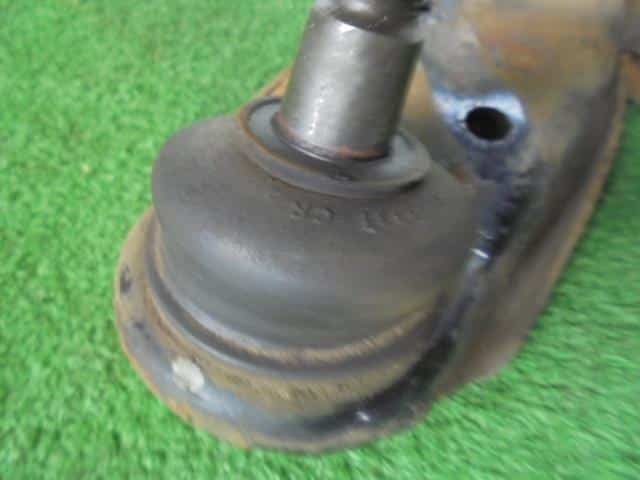 Front Left Lower Control Arm MITSUBISHI Pajero Mini 1999 GF-H58A MR465697 — photo 2