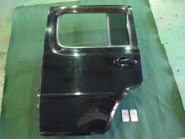Rear Left Door Assembly NISSAN Cube 2005 DBA-YZ11 — photo 1
