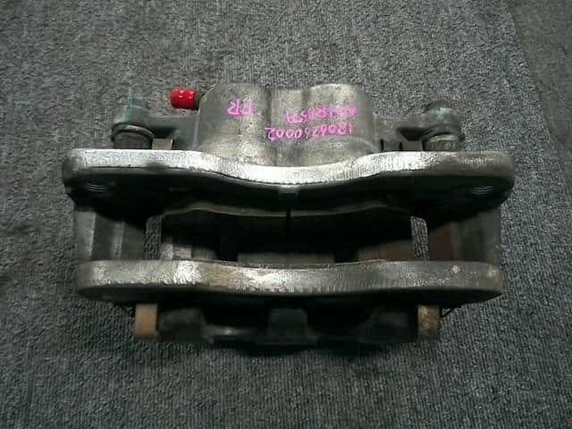 Front Right Caliper ISUZU ELF 2013 TKG-NHR85A — photo 1