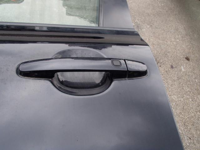 Front Left Door Assembly TOYOTA Ractis 2006 DBA-NCP100 — photo 3