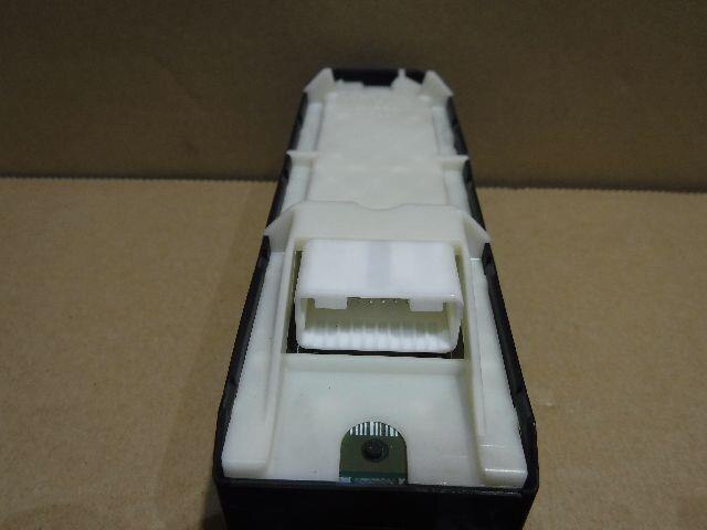 Power Window Switch TOYOTA Estima 2007 DBA-ACR55 — photo 2