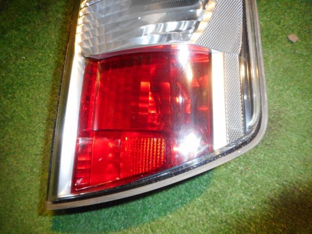 Right Tail Light TOYOTA Passo 2004 DBA-KGC15 — photo 3