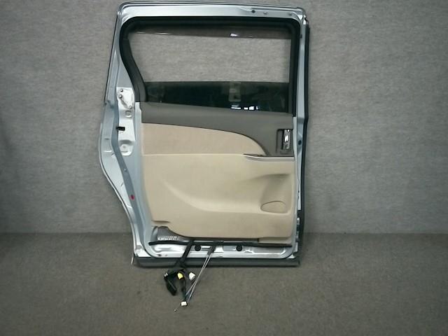 Rear Left Door Assembly TOYOTA Estima 2010 DAA-AHR20 — photo 2