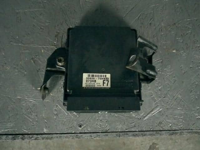 Engine Control Unit NISSAN Moco 2005 ABA-MG21 — photo 1