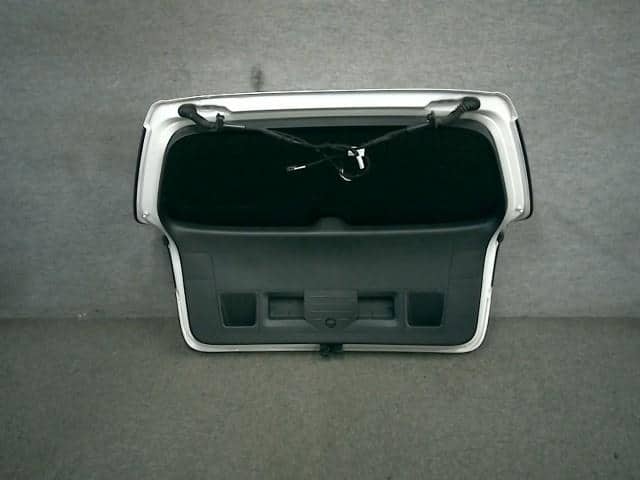 Back Door Assembly VOLKSWAGEN Variant 2014 DBA-3CCAX 3AF827025A — photo 2
