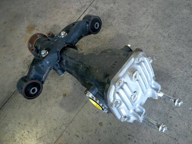 Rear Rigid Differential Assembly SUBARU Impreza 2012 DBA-GJ7 — photo 1