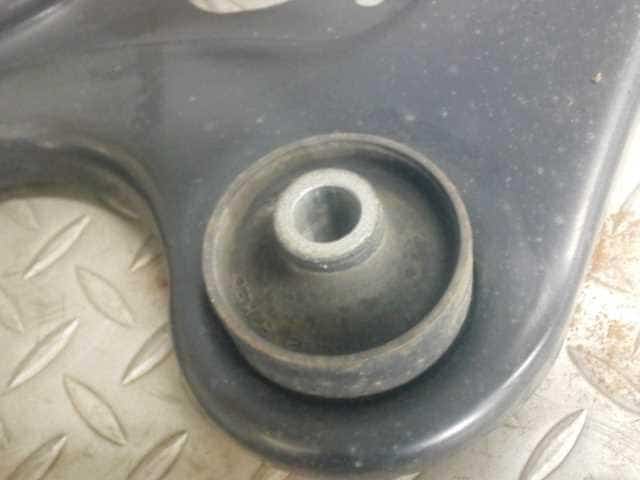 Rear Right Lower Control Arm SUZUKI Wagon R 2014 DBA-MH34S — photo 3