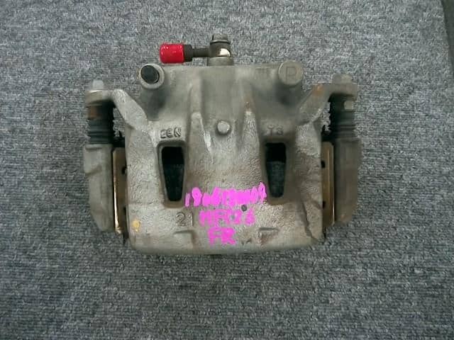 Front Right Caliper NISSAN Serena 2012 DAA-HFC26 — photo 1