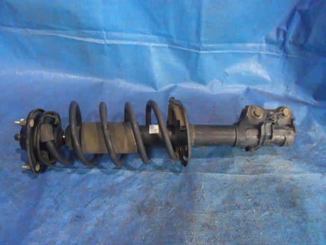 Front Left Strut HONDA Step Wagon 2006 DBA-RG2 51602SLKJ04 — photo 1