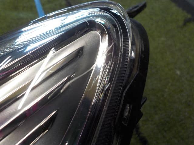 Left Headlight NISSAN Note 2014 DBA-E12 — photo 3