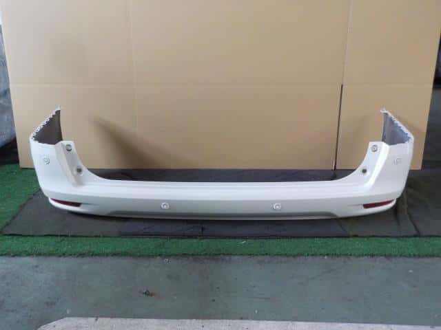 Rear Bumper Assembly NISSAN Serena 2015 DAA-HC26 — photo 1