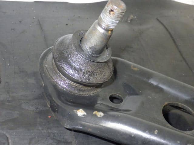 Front Left Strut Assembly TOYOTA Aqua 2012 DAA-NHP10 — photo 4