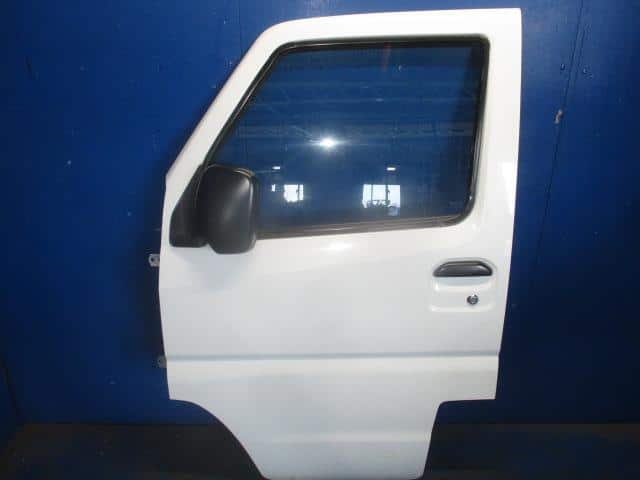 Front Left Door Assembly MITSUBISHI Minicab 2012 GBD-U61 — photo 1