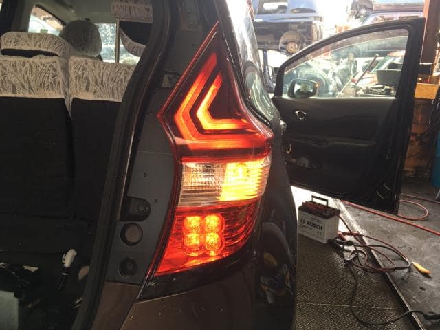 Right Tail Light NISSAN Note 2018 DAA-HE12 — photo 5