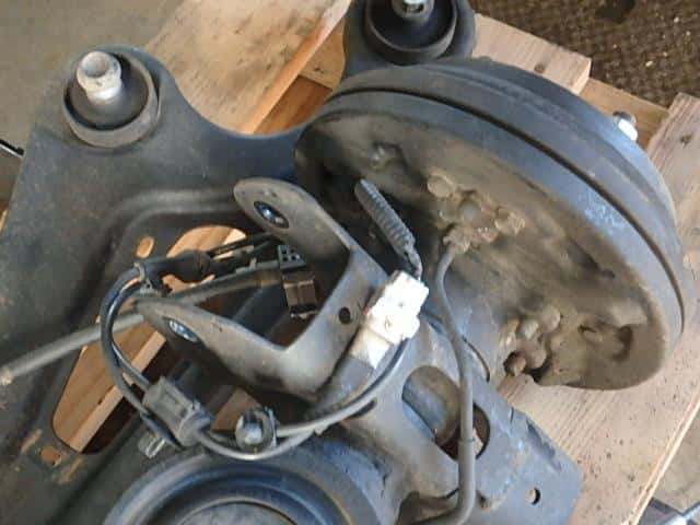 Rear Differential Housing Assembly MAZDA Flair crossover 2018 DAA-MS41S — photo 4