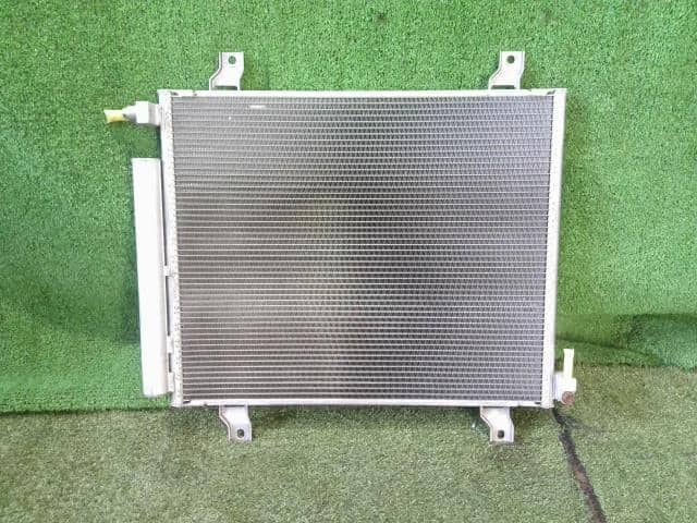 Condenser MITSUBISHI Minicab 2017 HBD-DS17 — photo 1
