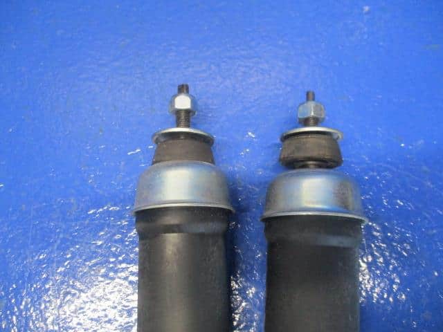 Rear Left Shock Absorber MITSUBISHI 2023 5AA-B34A MQ719293 — photo 3