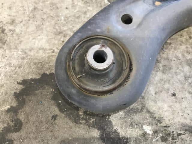 Front Right Lower Control Arm HONDA N box+ 2013 DBA-JF1 — photo 3