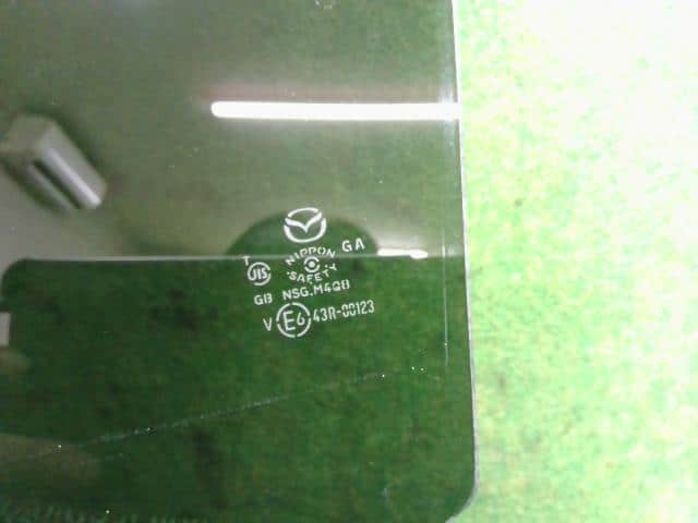 Rear Left Door Windshield MAZDA Atenza 2013 DBA-GJ5FW GHR173510A — photo 2