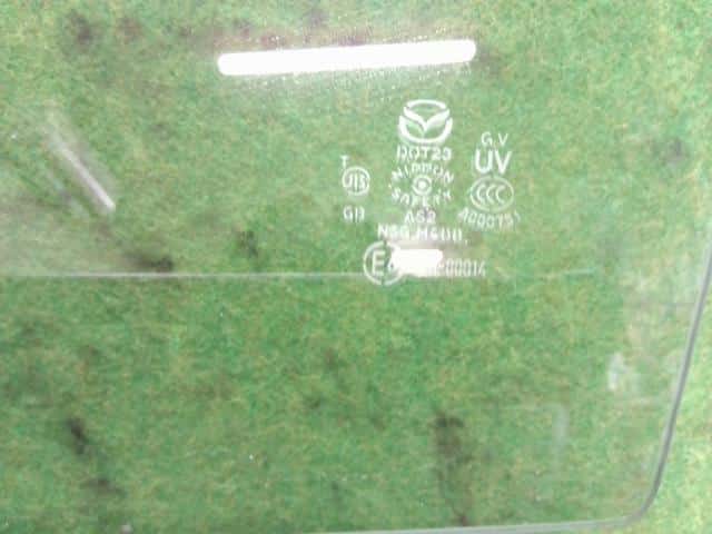 Front Right Door Windshield MAZDA Atenza 2013 DBA-GJ5FW GHP958510B — photo 3