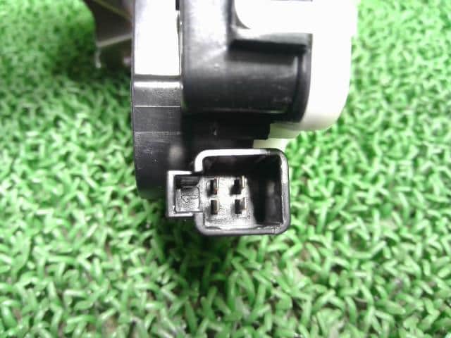 Back Door Lock Actuator MAZDA Atenza 2013 DBA-GJ5FW G33M62310B — photo 3