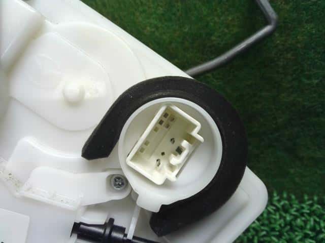 Front Left Door Lock Actuator MAZDA Atenza 2013 DBA-GJ5FW G44N59310A — photo 2