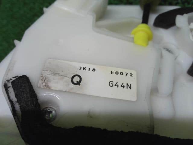 Rear Right Door Lock Actuator MAZDA Atenza 2013 DBA-GJ5FW G44N72310A — photo 3
