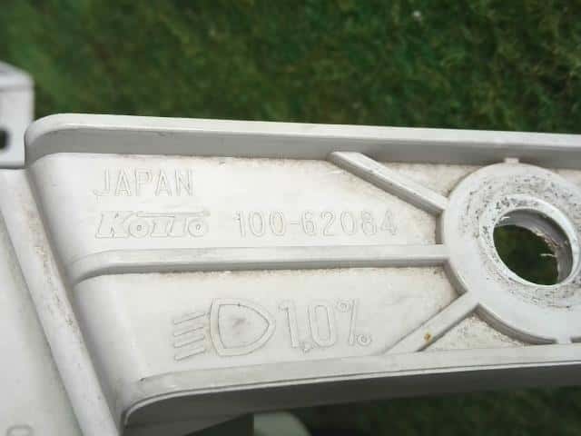 Left Headlight HONDA Vamos Hobio 2012 ABA-HM4 — photo 6