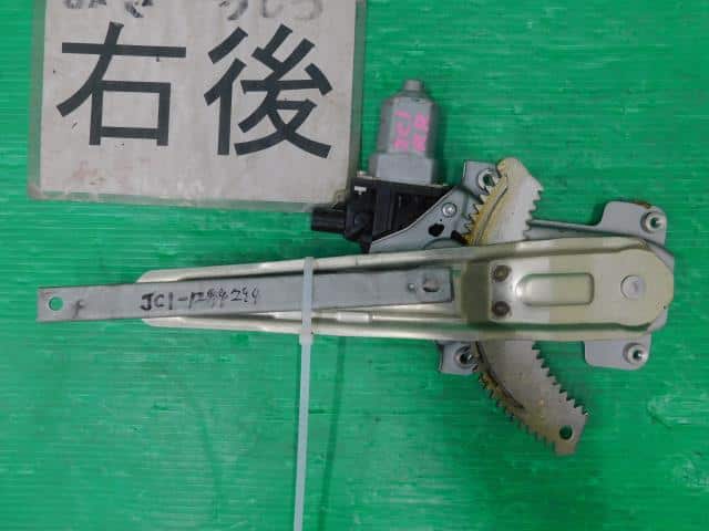 Rear Right Door Regulator HONDA Life 2012 DBA-JC1 — photo 1