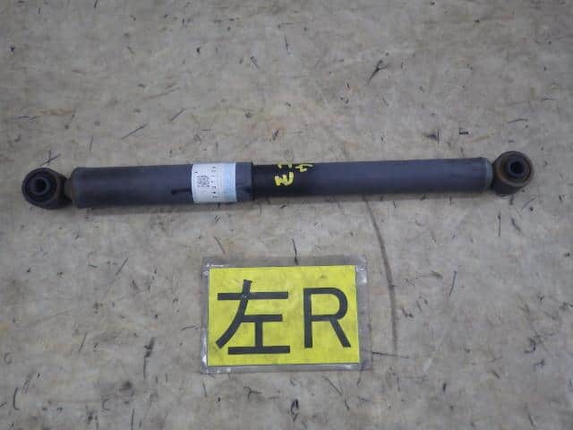 Rear Left Shock Absorber NISSAN Moco 2012 DBA-MG33 — photo 1