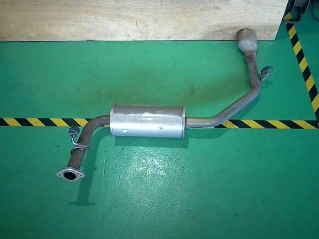 Rear Muffler NISSAN Serena 2006 DBA-C25 — photo 2