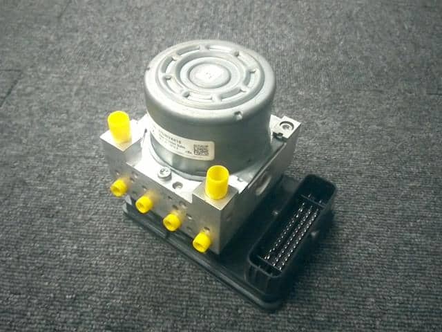 ABS Actuator SUBARU Levorg 2014 DBA-VMG 27596VA010 — photo 1