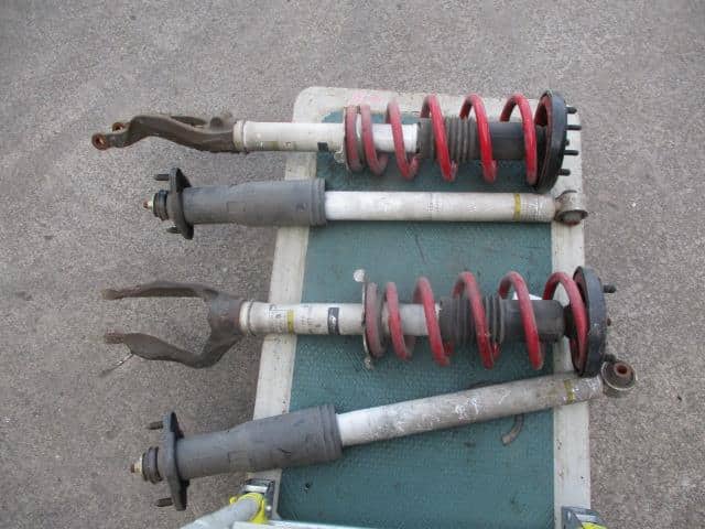 Front Right Strut Assembly HONDA Odyssey 2000 LA-RA6 — photo 1