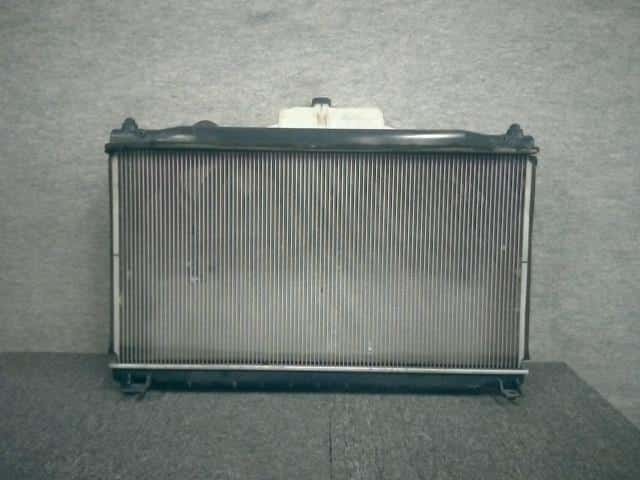 Radiator NISSAN Skyline 2014 DAA-HV37 — photo 1