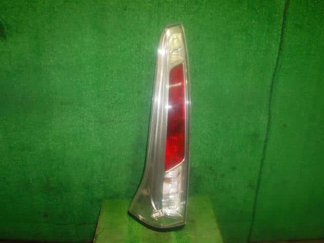 Left Tail Light NISSAN Serena 2012 DBA-C26 — photo 1