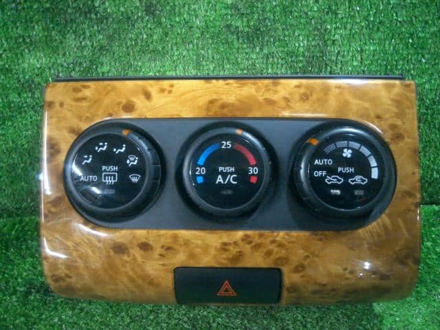 A/C Control Panel NISSAN Wingroad 2006 DBA-JY12 — photo 1