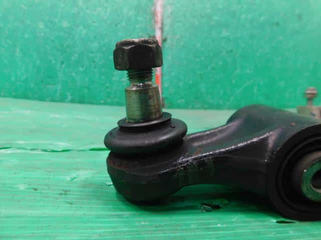 Front Left Lower Control Arm ALFA ROMEO 147 2010 ABA-937AB — photo 3