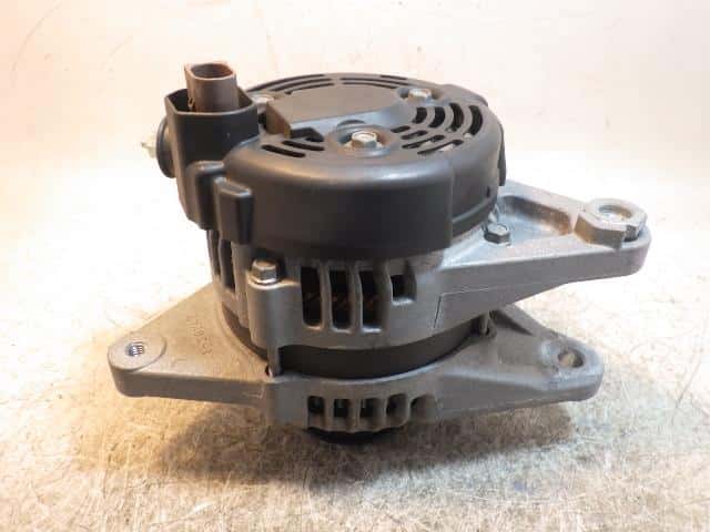 Alternator SUZUKI Swift 2017 DBA-ZD83S 3140081P00 — photo 2