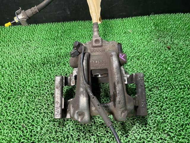 Rear Right Caliper BMW 3 Series 2014 DBA-3B20 — photo 3