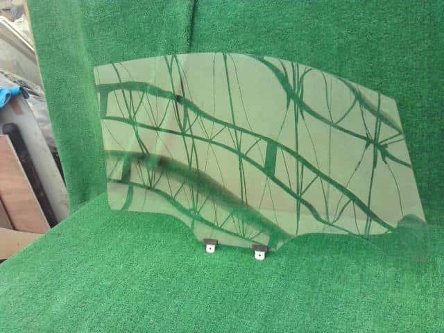 Front Left Door Windshield DAIHATSU Move 2011 DBA-LA100S — photo 2
