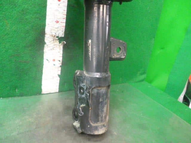 Front Left Strut TOYOTA Auris 2016 DBA-NZE184 — photo 5