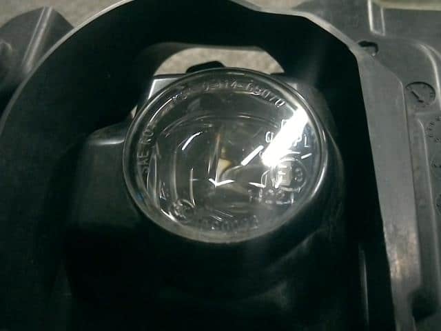 Left Fog Light MAZDA CX-5 2015 LDA-KE2AW GHP951690A — photo 3