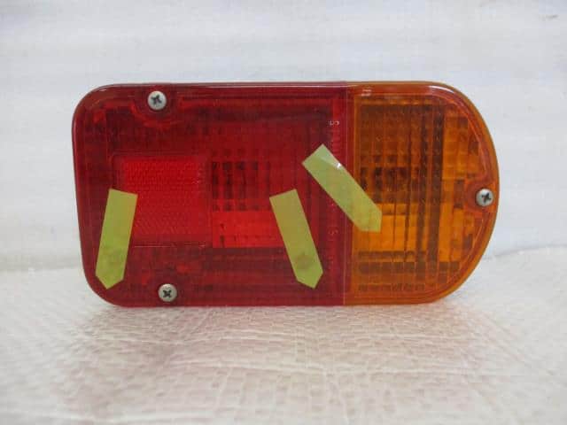 Right Tail Light MITSUBISHI Minicab 1996 V-U42 — photo 2