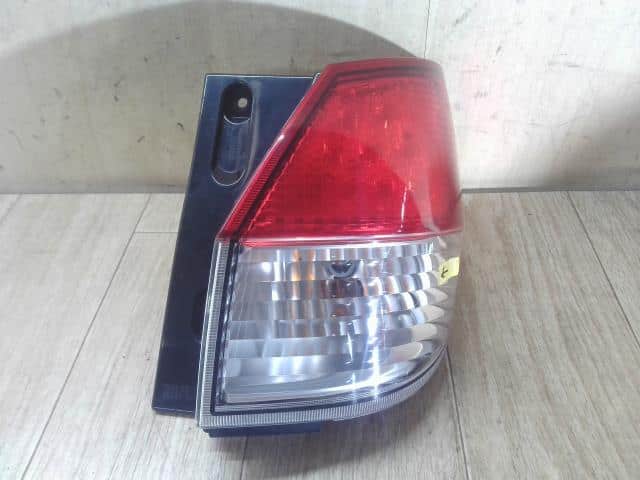 Right Tail Light SUZUKI Solio 2014 DBA-MA15S 3565054M10 — photo 1