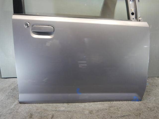 Front Right Door Assembly MITSUBISHI eK Wagon 2007 DBA-H82W — photo 4