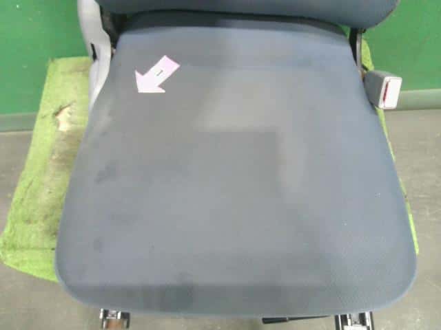 Driver's Seat Mitsubishi Fuso 2013 TKG-FBA20 MK569732 — photo 4