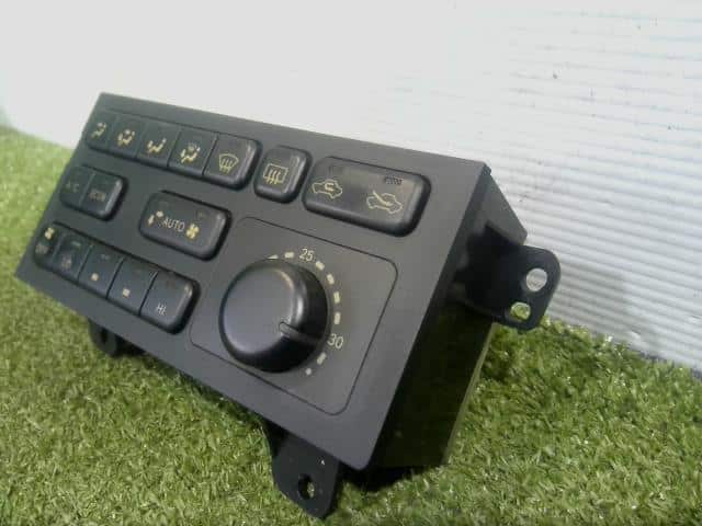 A/C Control Panel TOYOTA Celica 1998 E-ST202 — photo 3